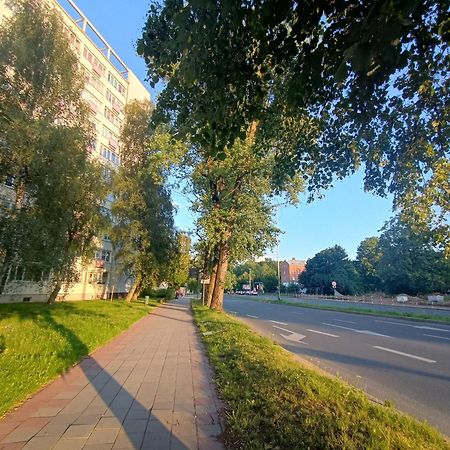 Retro Apartament Blisko Parku Кошалин Экстерьер фото